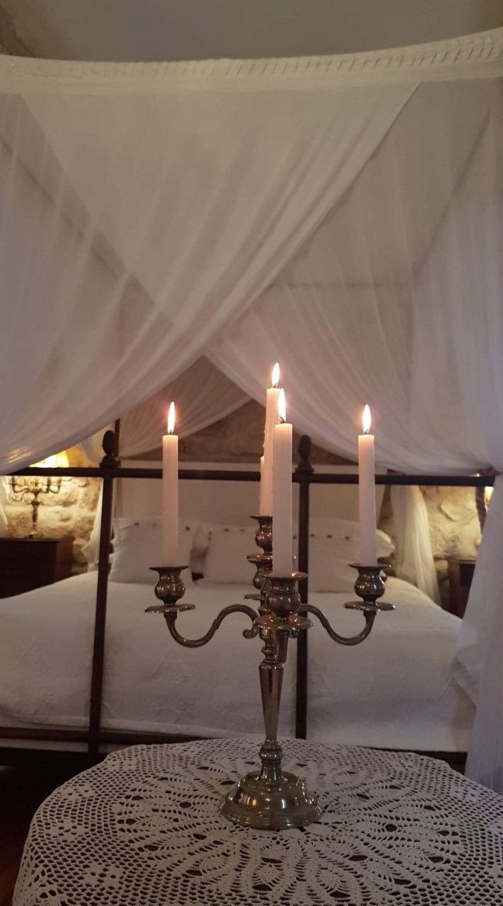 decoration chateau de murviel chambre reine margot